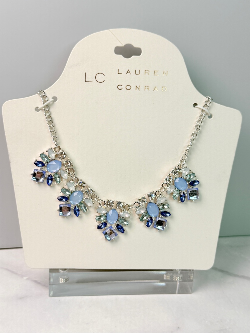 🚨3 for $15🚨 LC Lauren Conrad Silver Tone Necklace with Blue Crystals